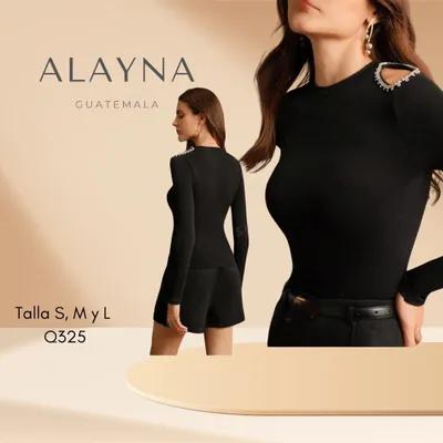 Blusa negra apertura en hombro